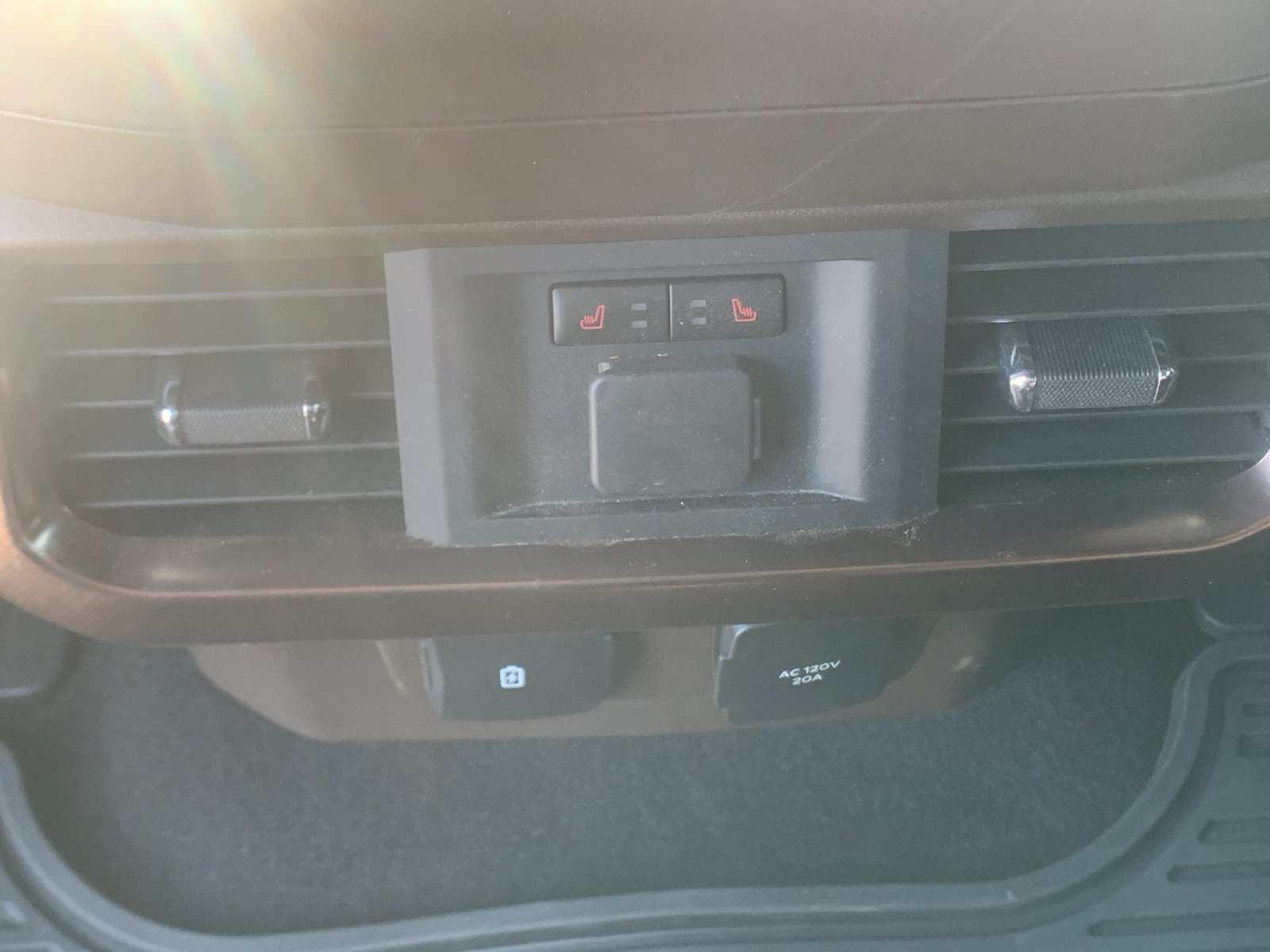 Used 2024 White Ford King Ranch image 16
