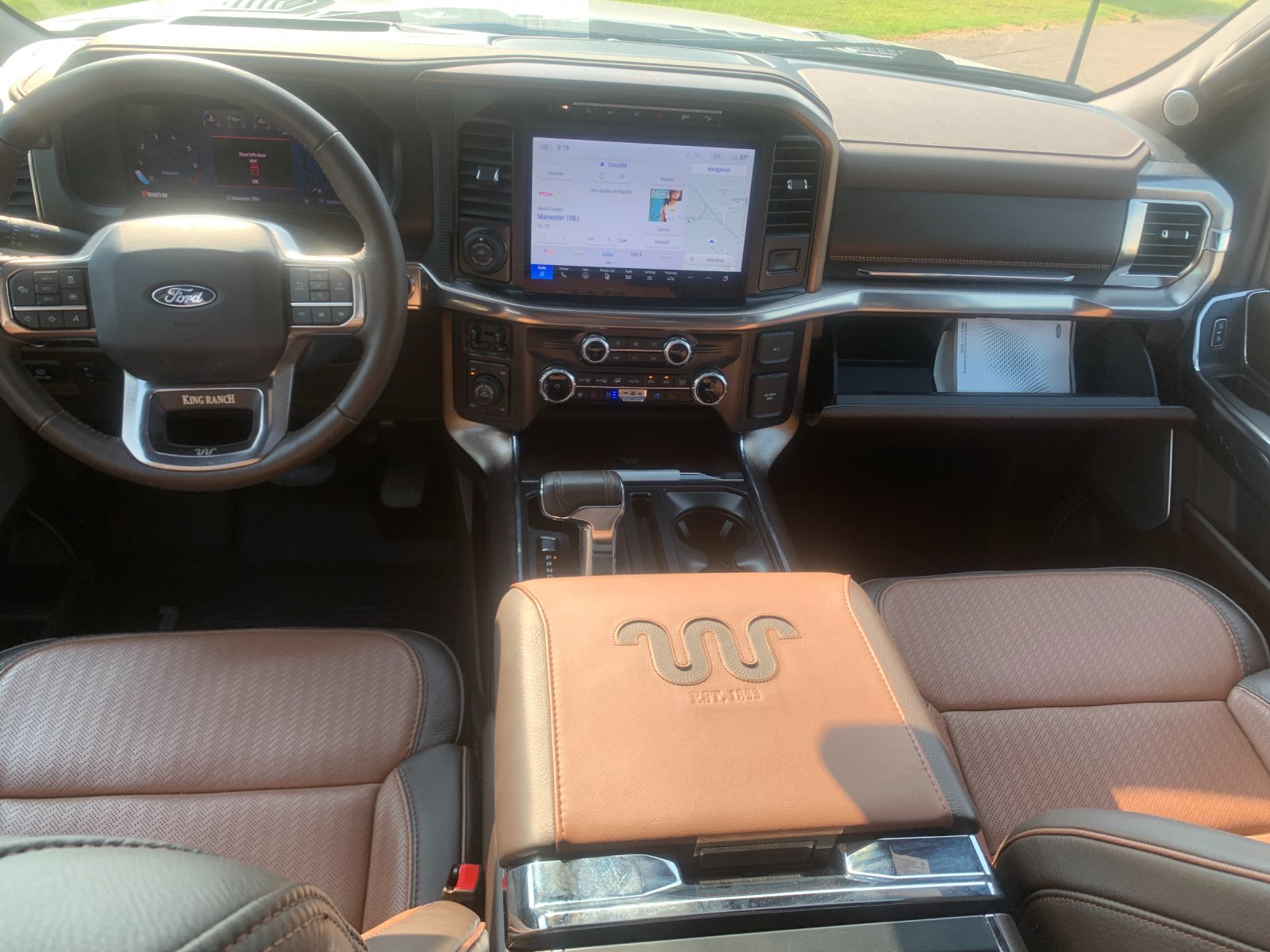 Used 2024 White Ford King Ranch image 17