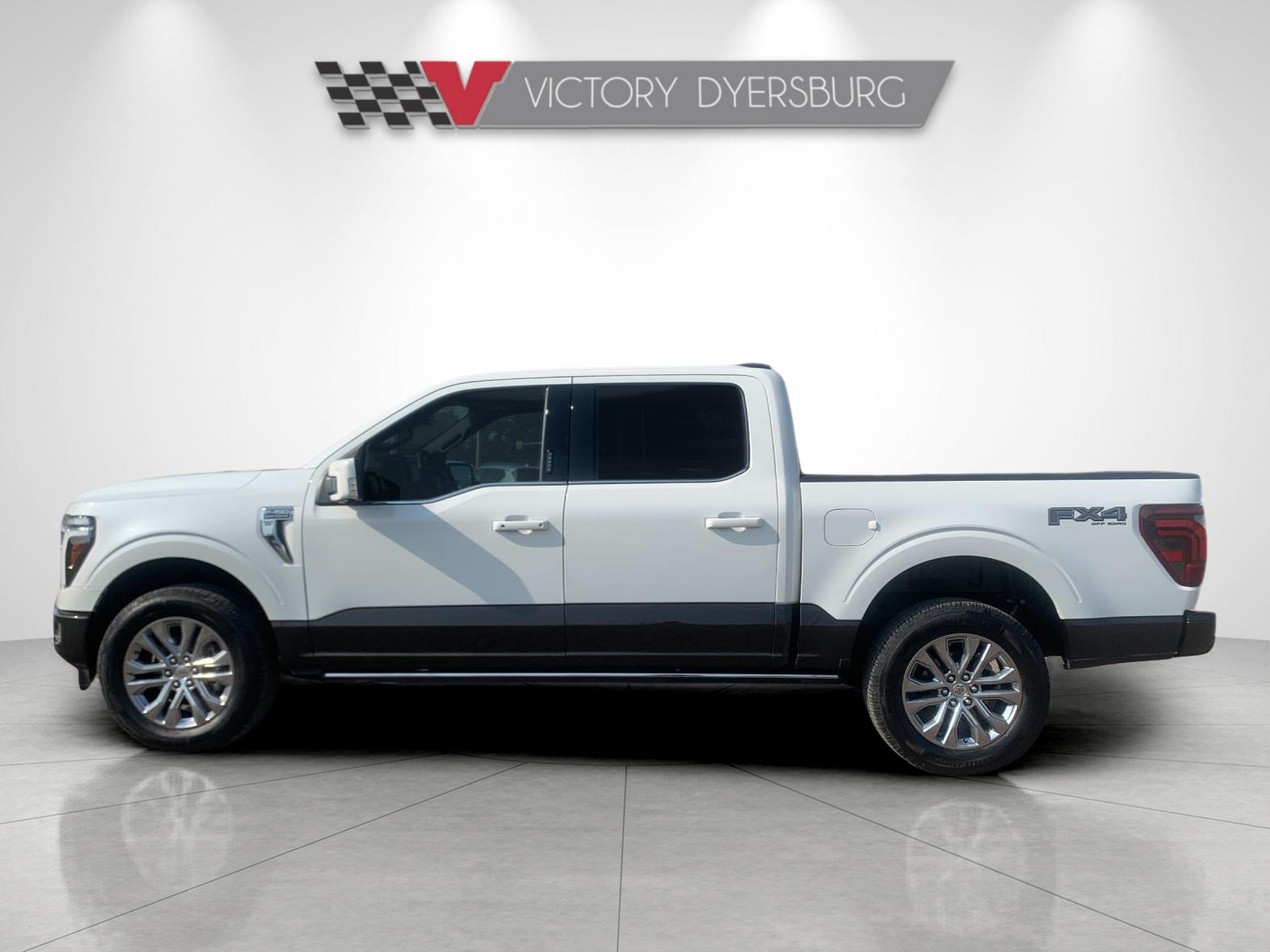 Used 2024 White Ford King Ranch image 7