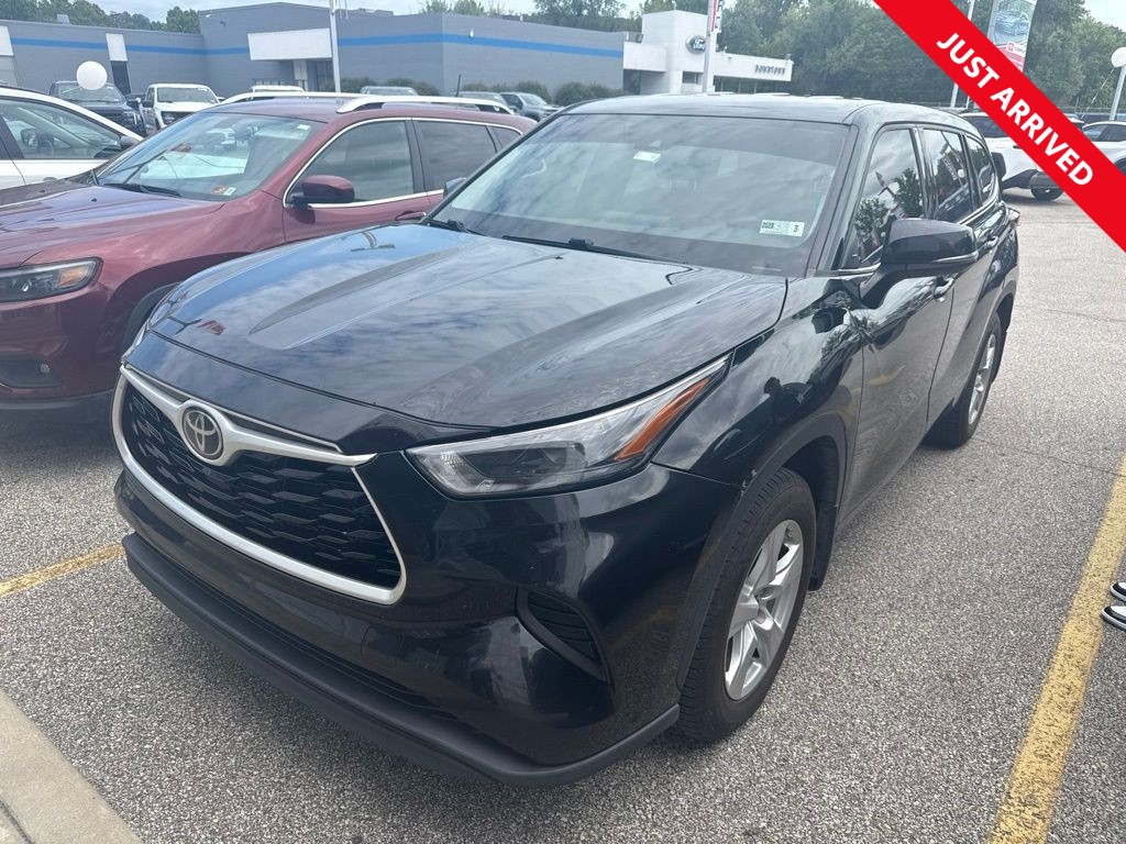 2022 Toyota Highlander L