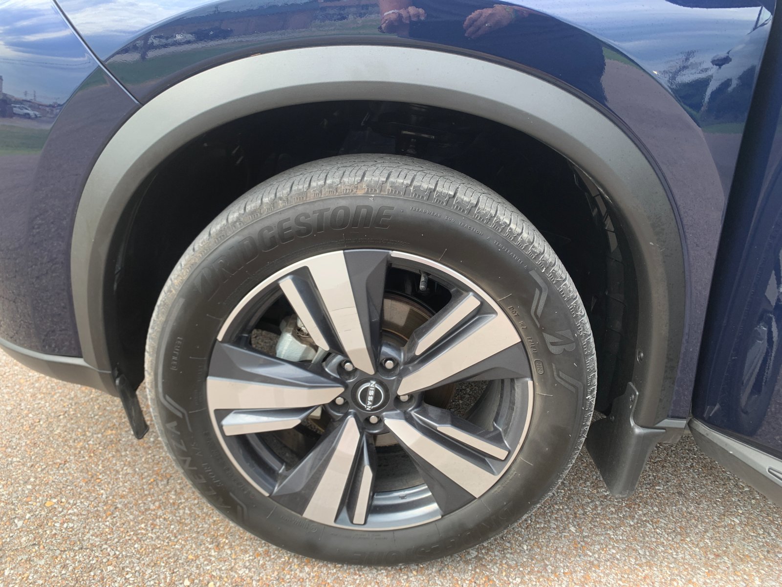 Used 2025 Blue Nissan SL image 34