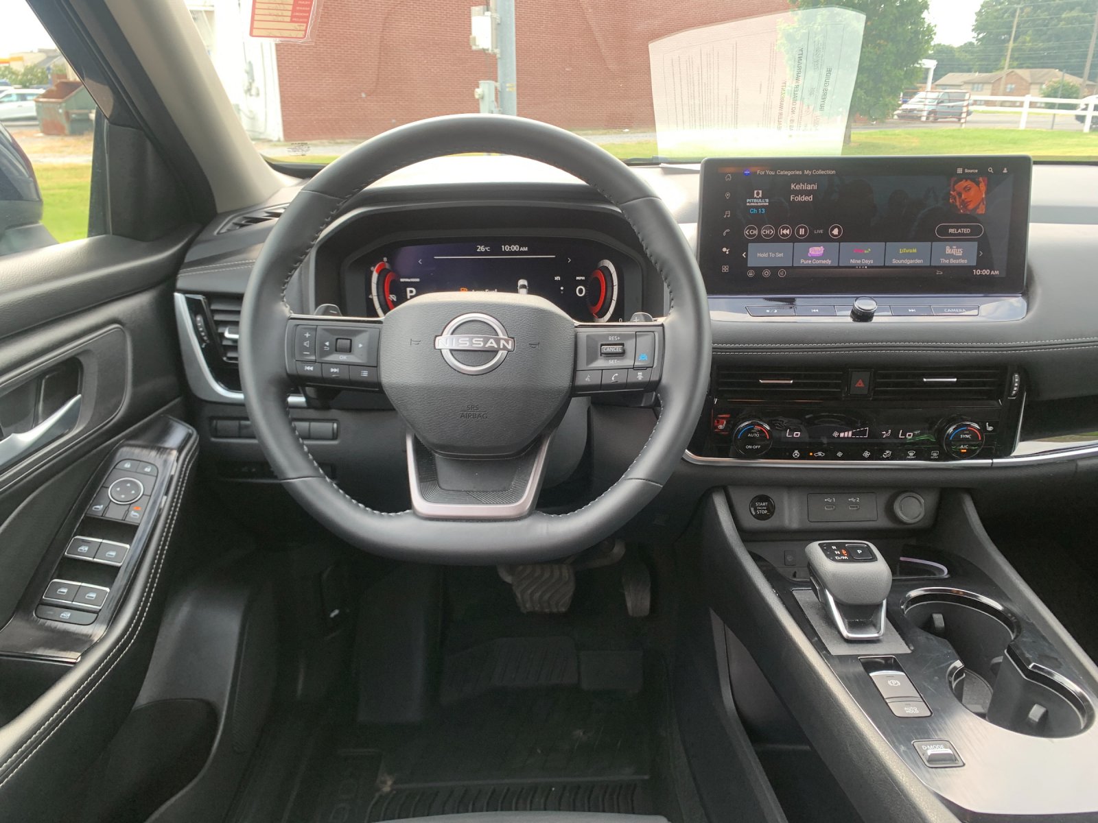 Used 2025 Blue Nissan SL image 18