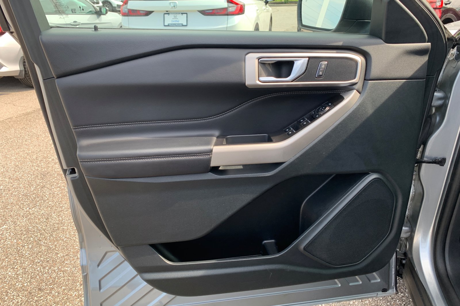 Used 2024 Silver Ford XLT image 12