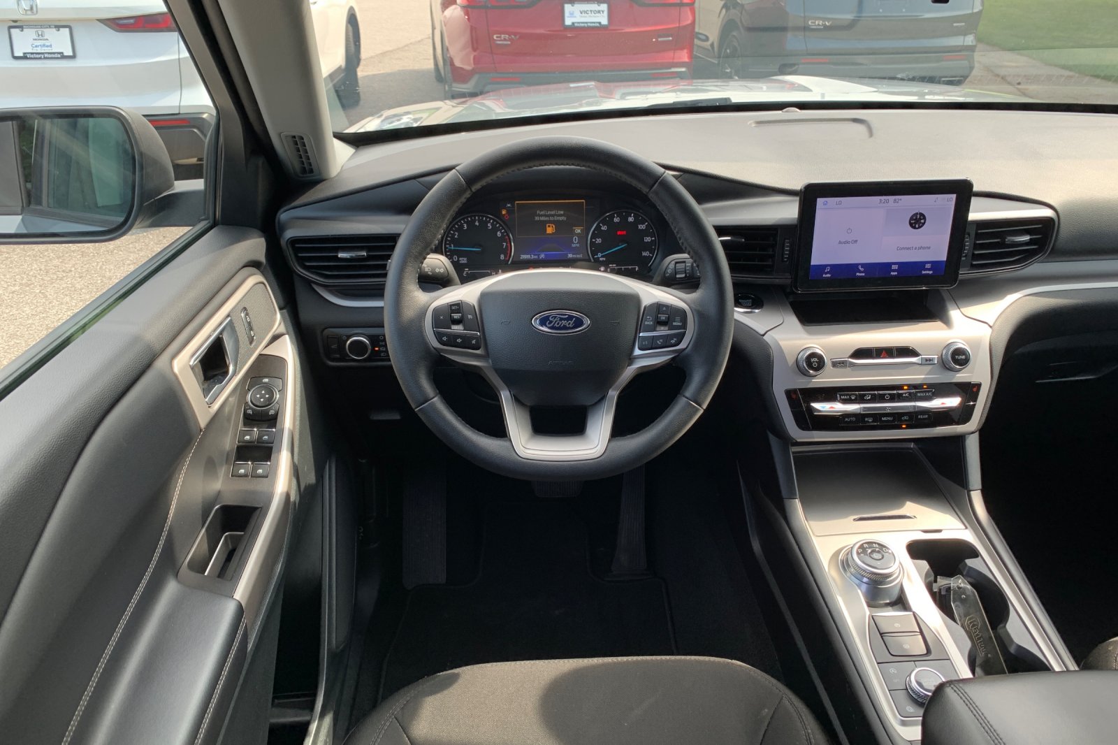 Used 2024 Silver Ford XLT image 17