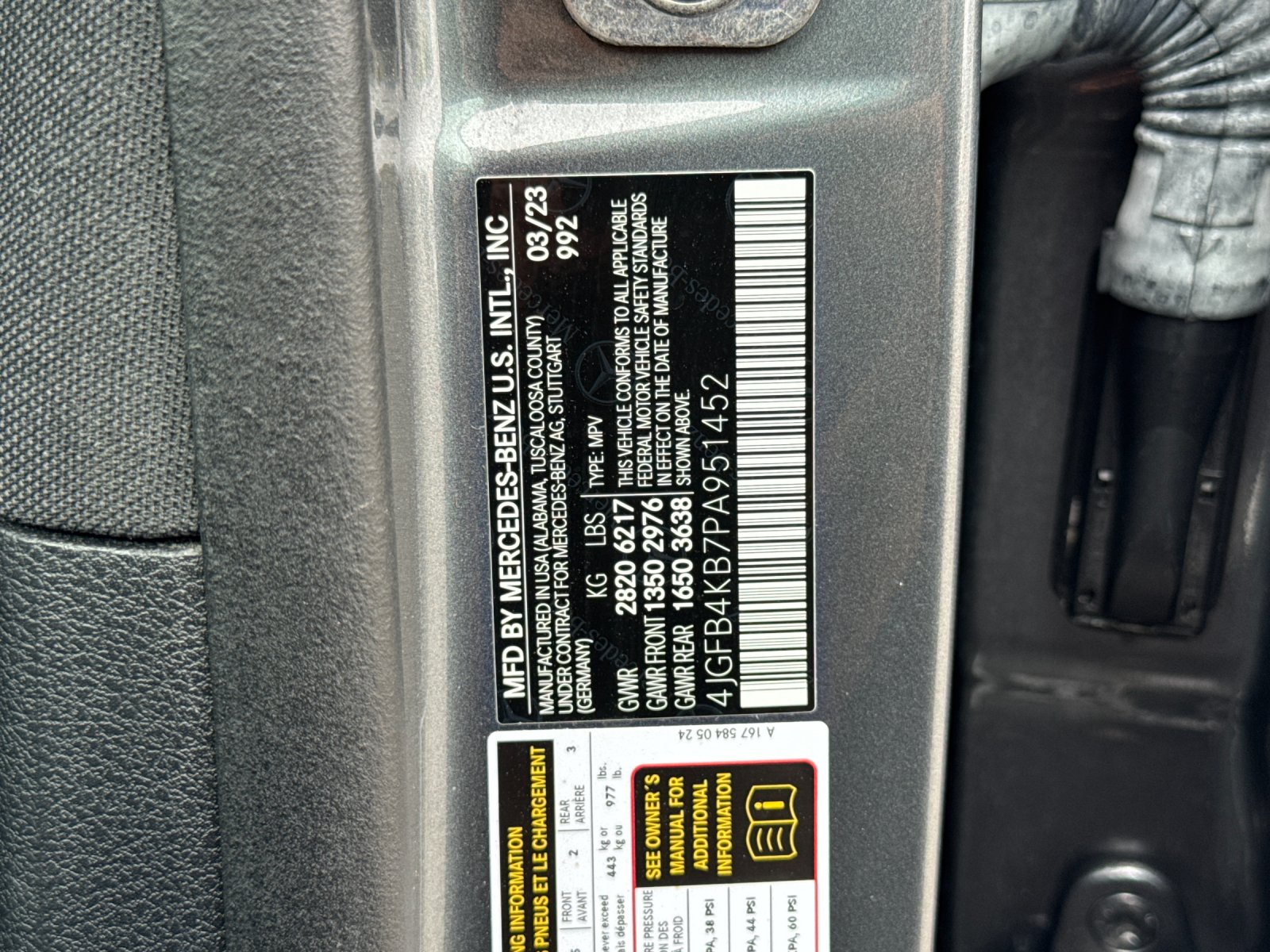 Certified Used 2023 Selenite Grey Metallic Mercedes-Benz GLE 350 4D Sport Utility 4MATIC® image 36