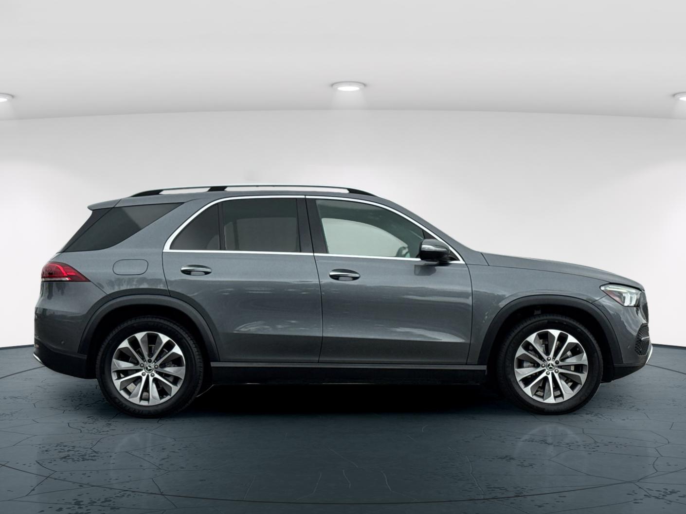 Certified Used 2023 Selenite Grey Metallic Mercedes-Benz GLE 350 4D Sport Utility 4MATIC® image 7