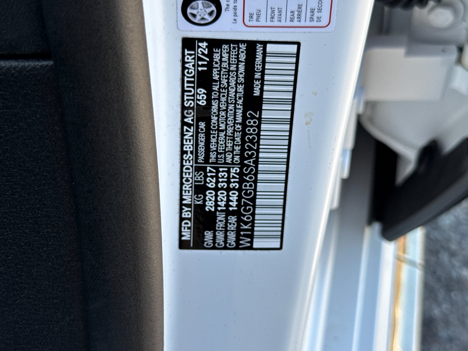 Certified Used 2025 MANUFAKTUR Signature Moonlight White Magno Mercedes-Benz S 580 4D Sedan 4MATIC® image 35