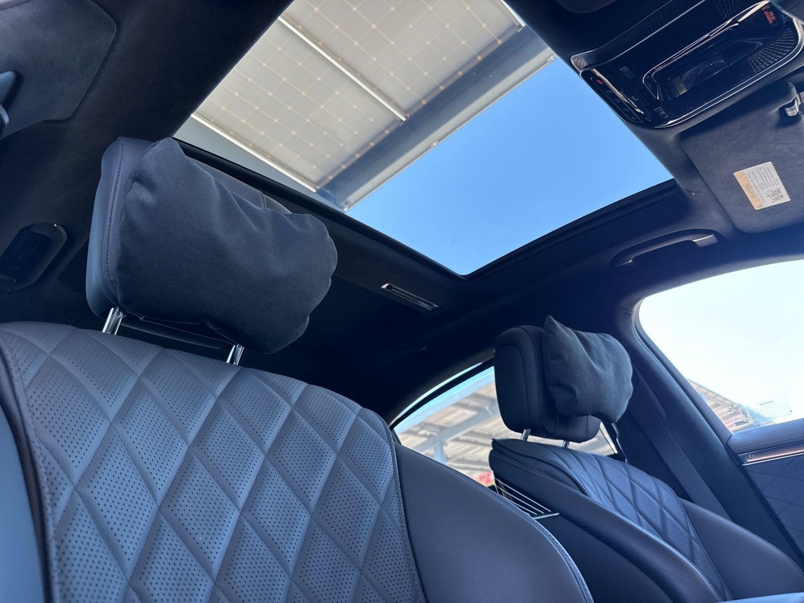Certified Used 2025 MANUFAKTUR Signature Moonlight White Magno Mercedes-Benz S 580 4D Sedan 4MATIC® image 18