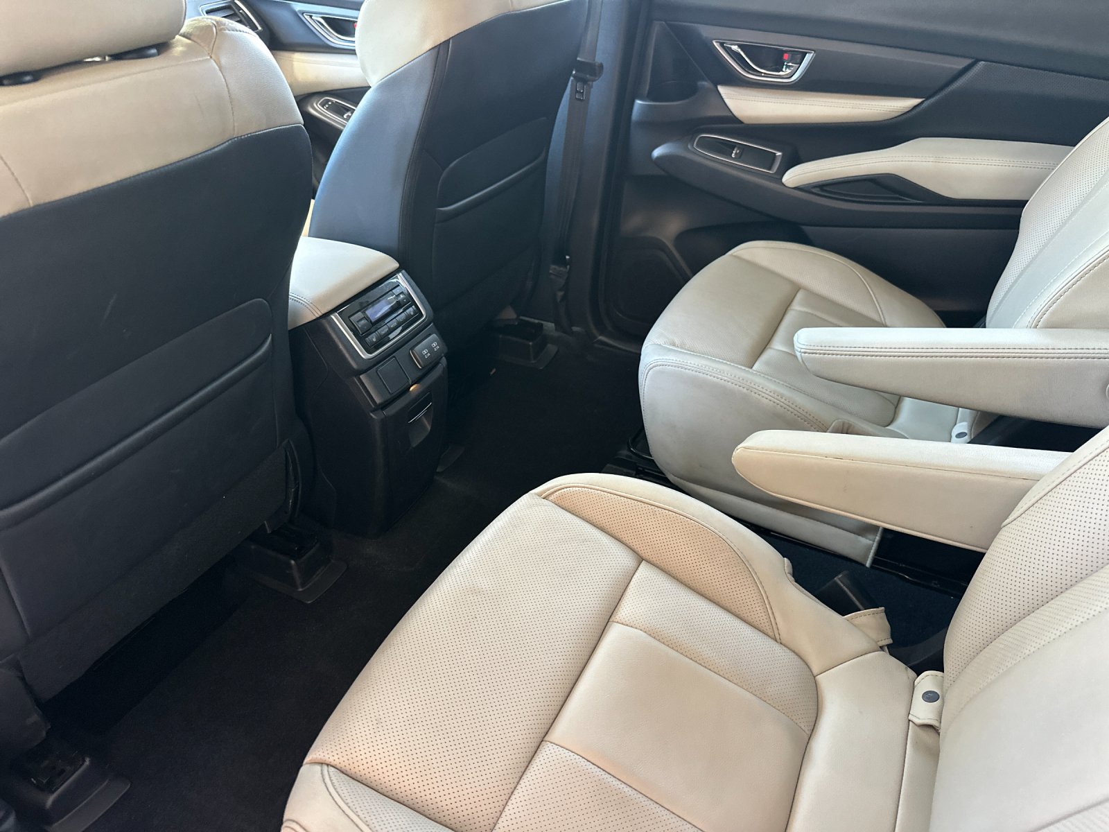 Used 2020 White Subaru Limited image 11