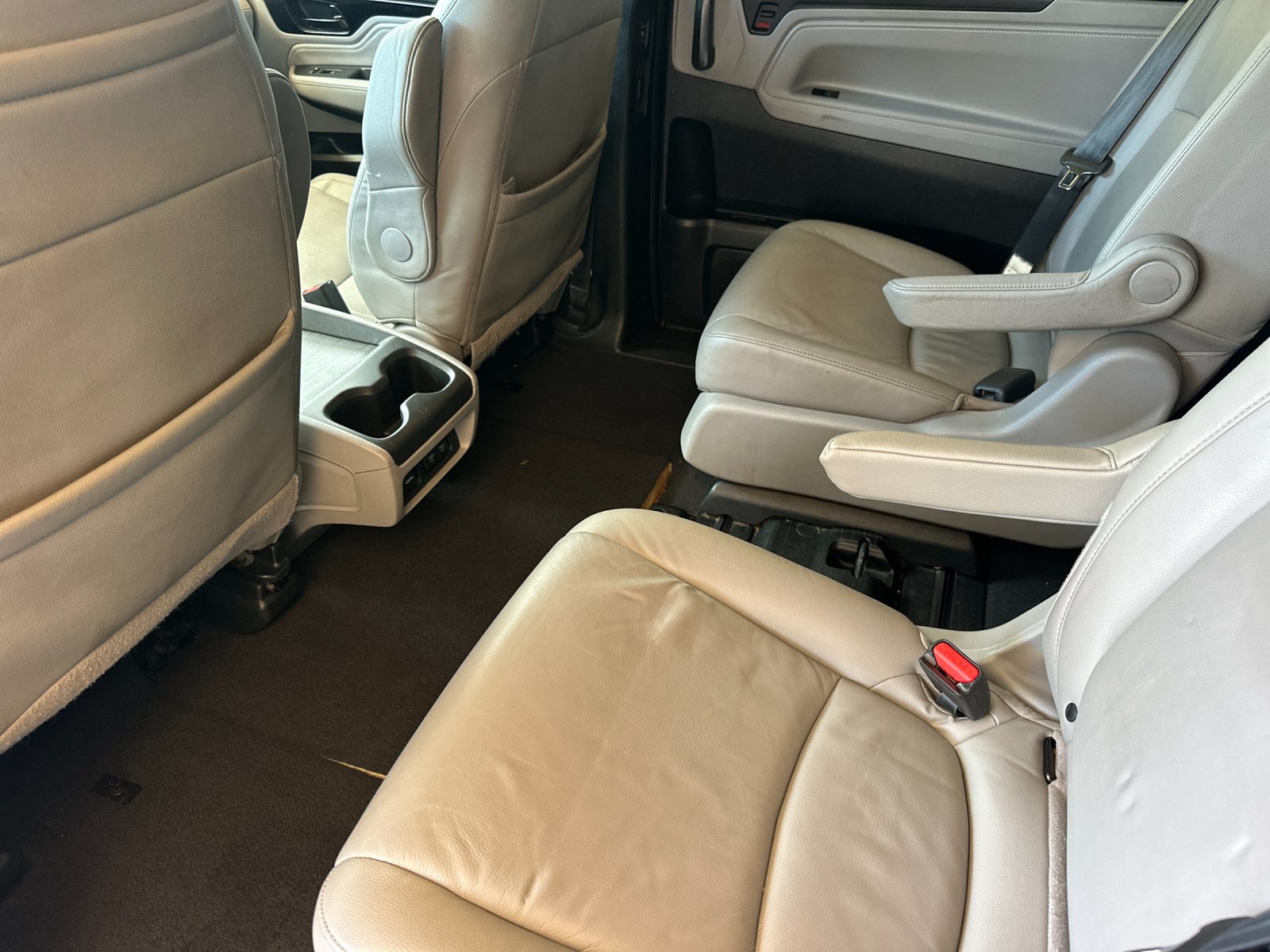 Used 2018 Gray Honda Elite image 11