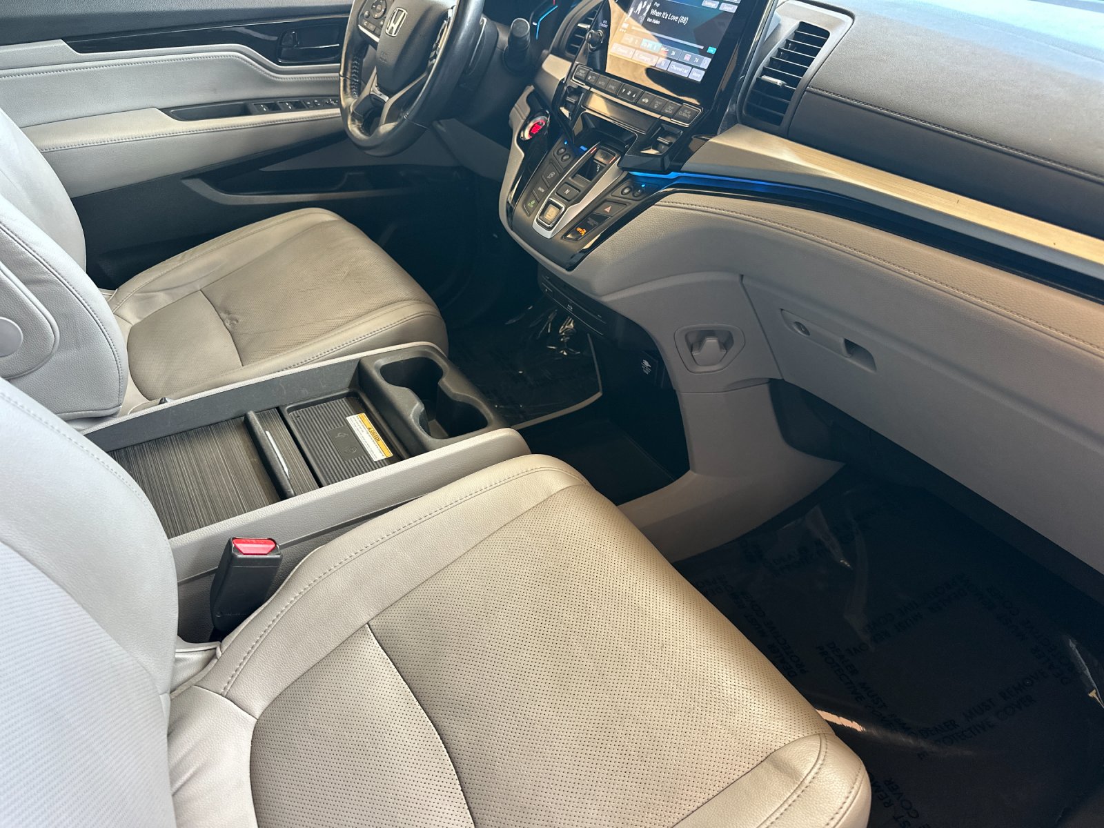 Used 2018 Gray Honda Elite image 16