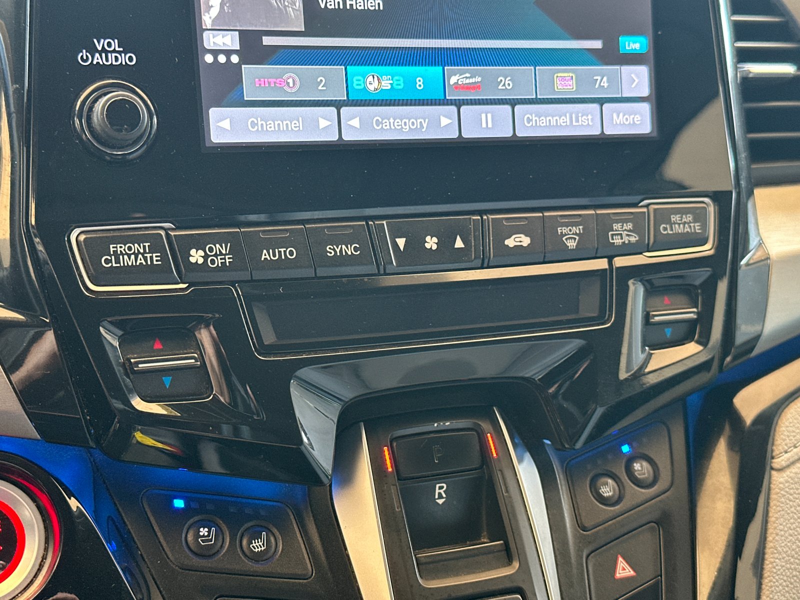 Used 2018 Gray Honda Elite image 21