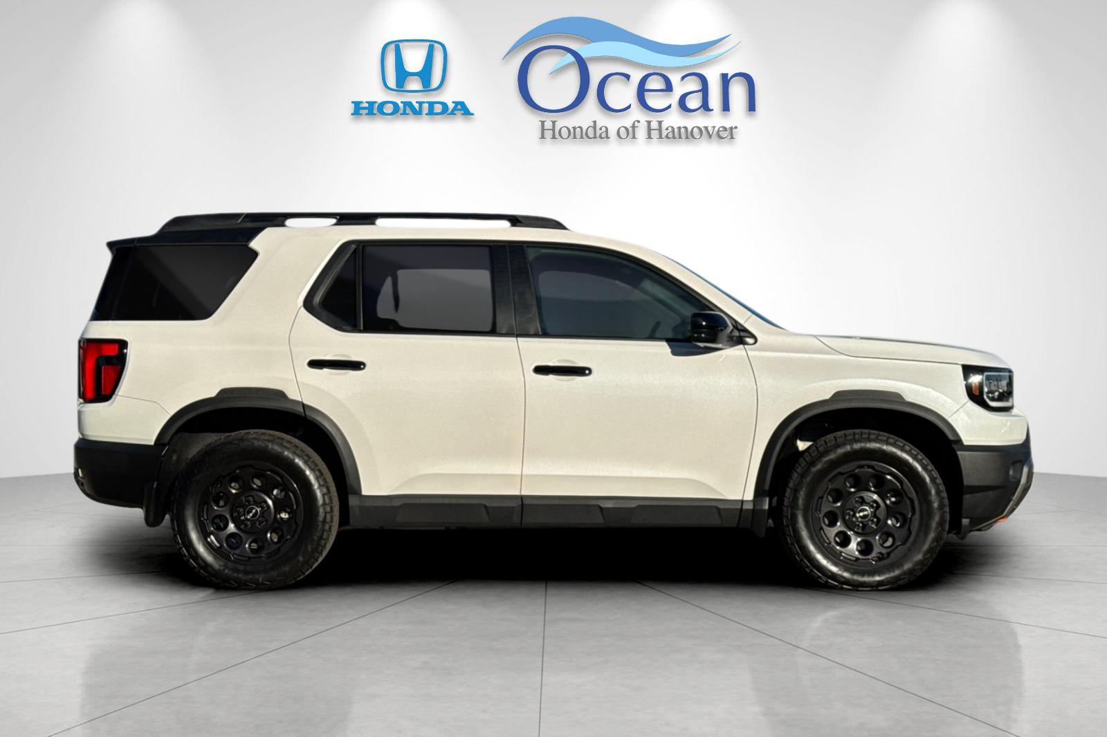 New 2026 Platinum White Pearl Honda TrailSport Blackout image 6