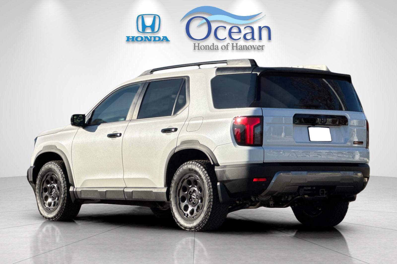 New 2026 Platinum White Pearl Honda TrailSport Blackout image 3
