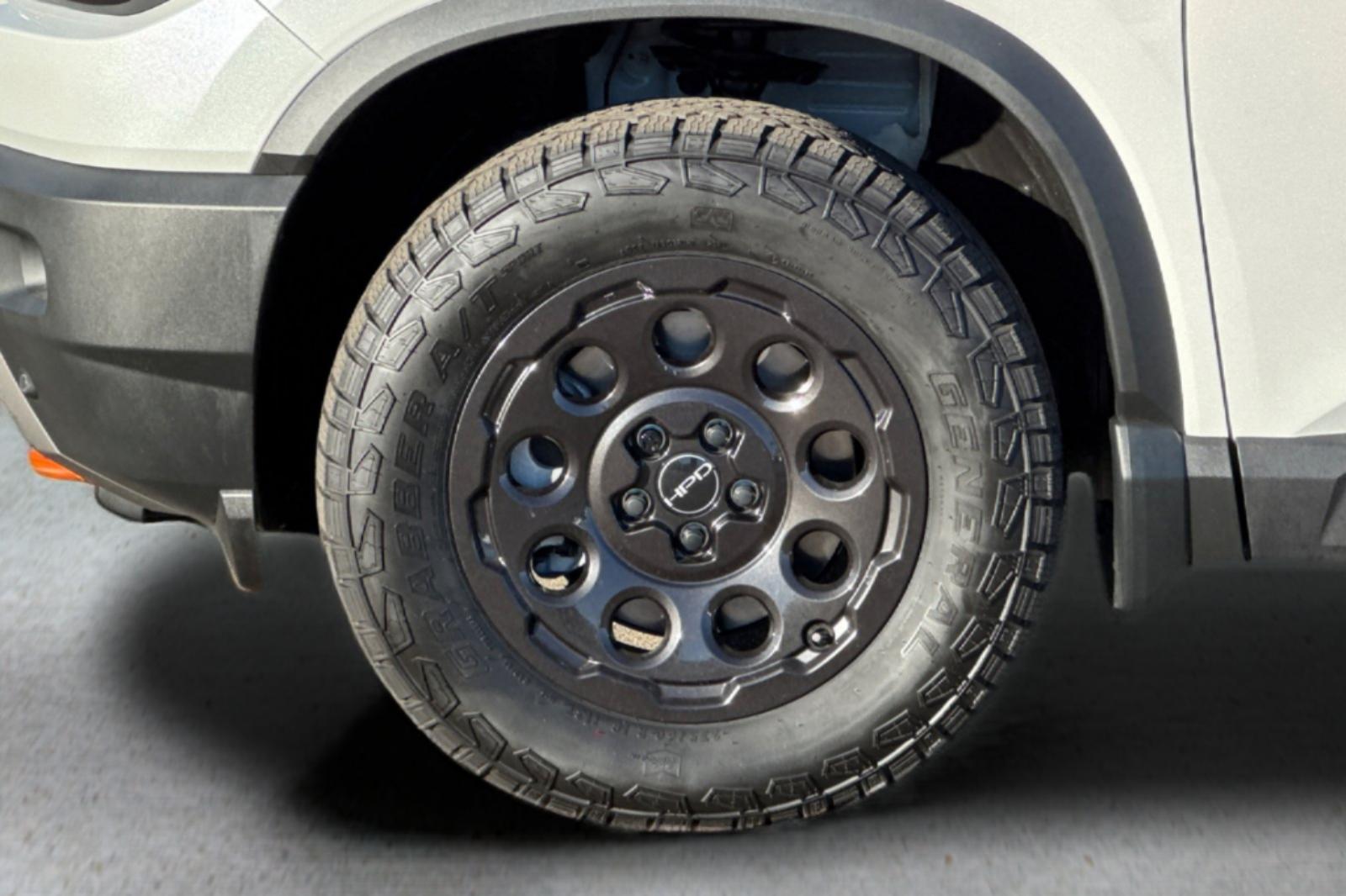 New 2026 Platinum White Pearl Honda TrailSport Blackout image 30