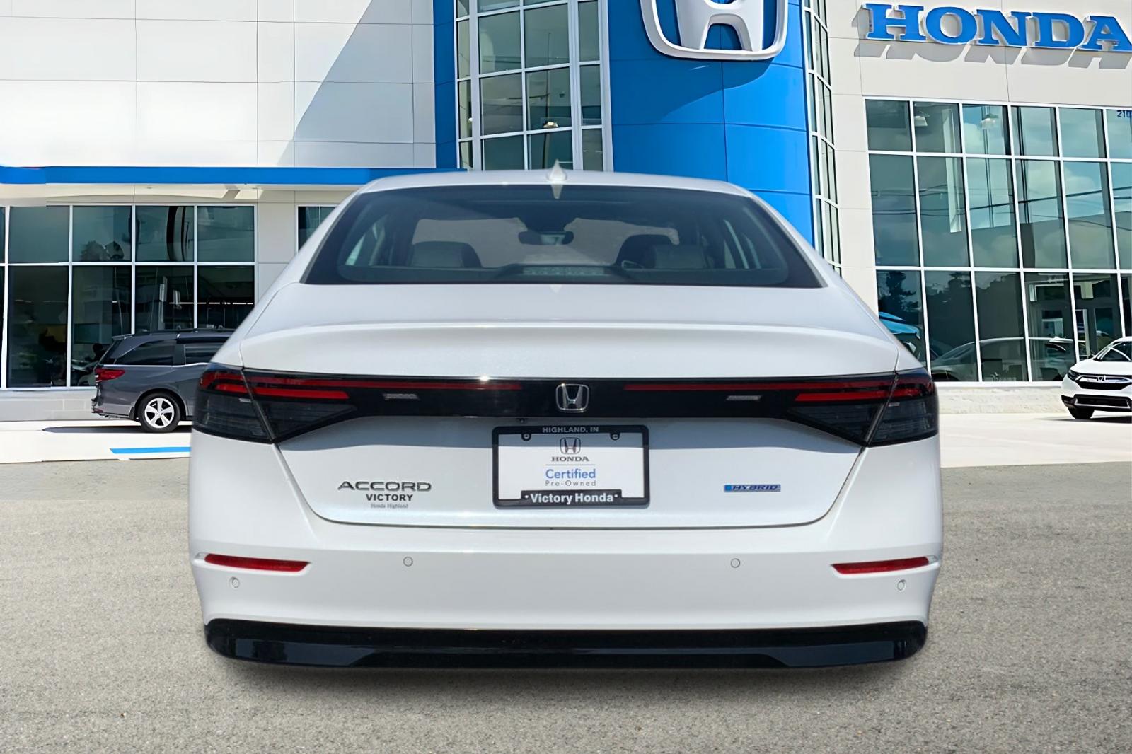 Certified Used 2023 Platinum White Pearl Honda HYBRID EX-L image 4
