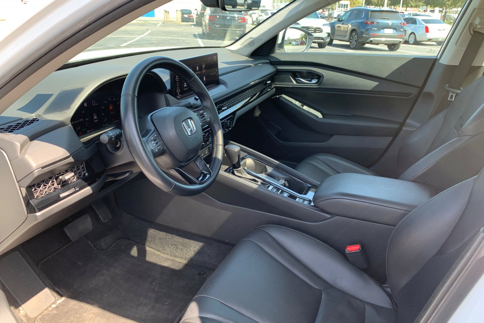 Certified Used 2023 Platinum White Pearl Honda HYBRID EX-L image 12