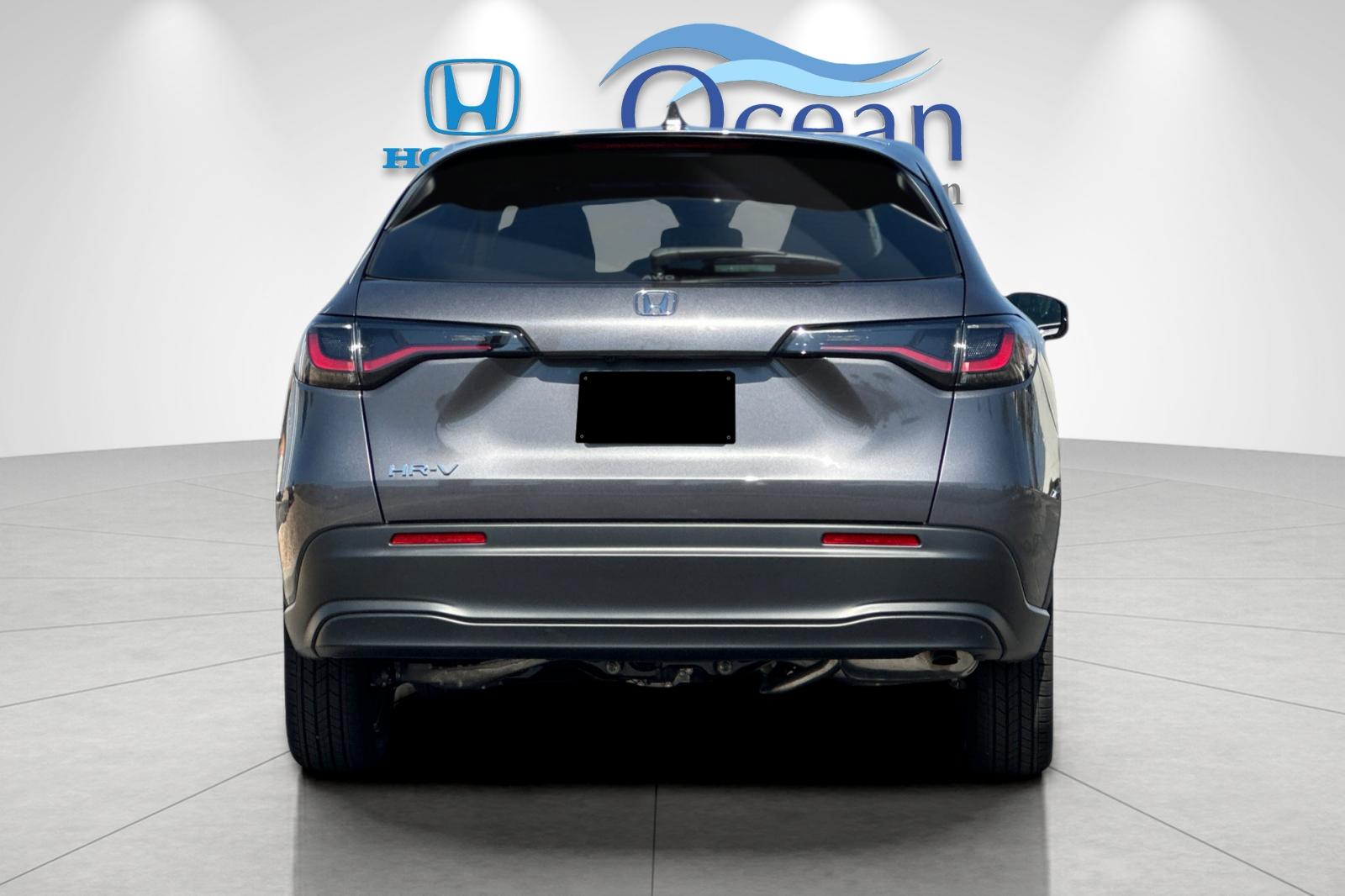 New 2027 Modern Steel Metallic Honda LX image 4