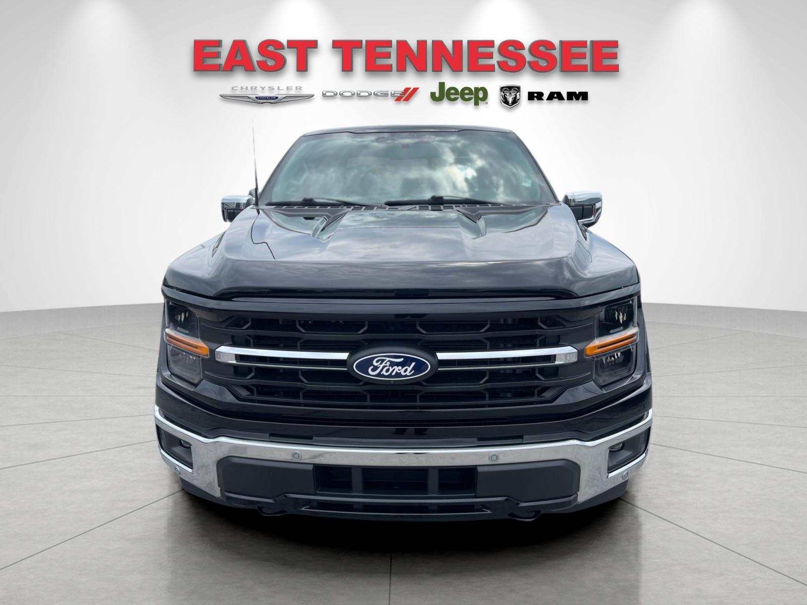 Used 2024 Black Ford XLT image 9
