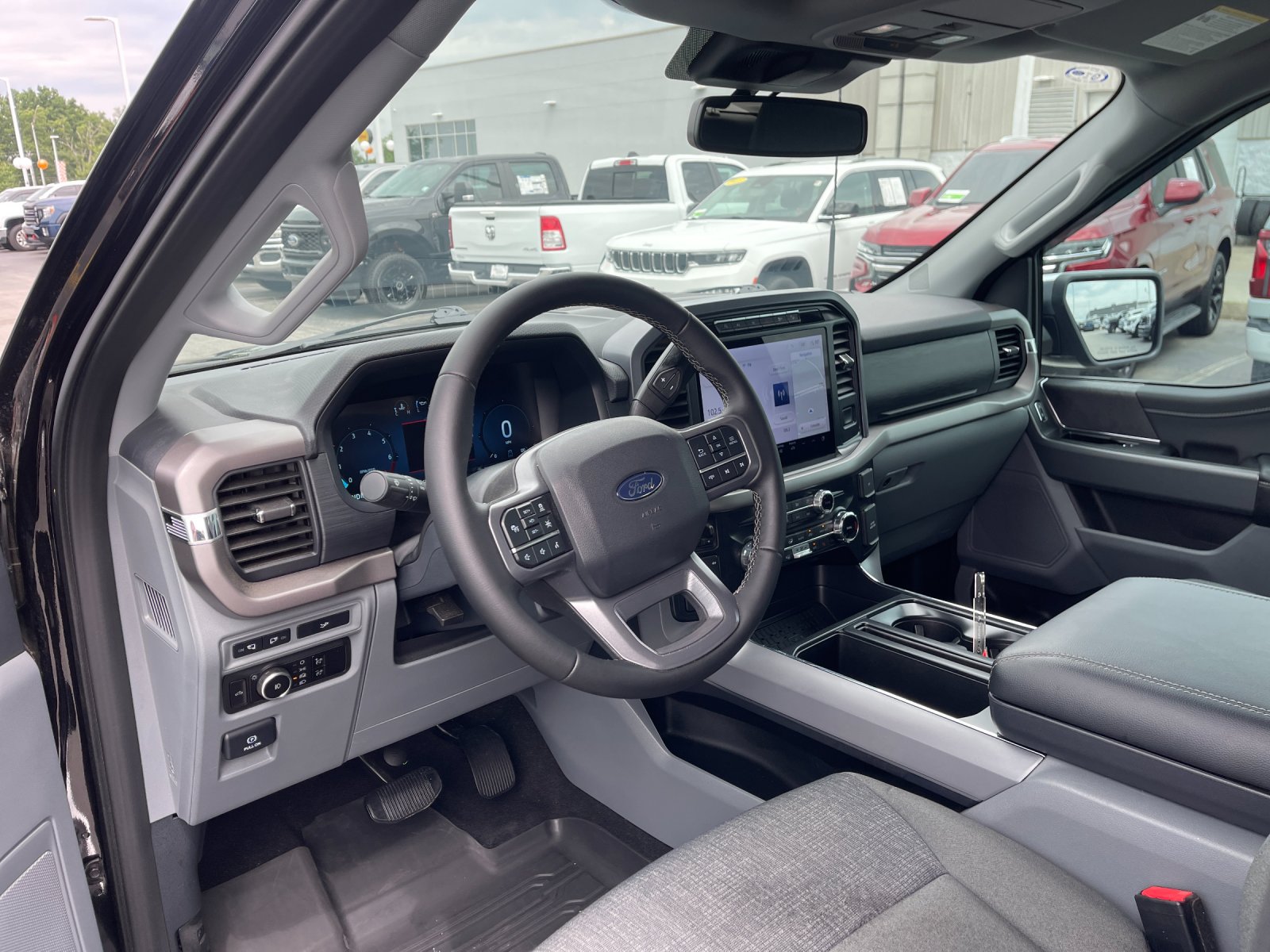 Used 2024 Black Ford XLT image 11