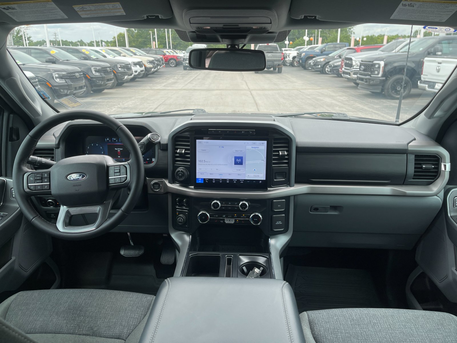 Used 2024 Black Ford XLT image 15