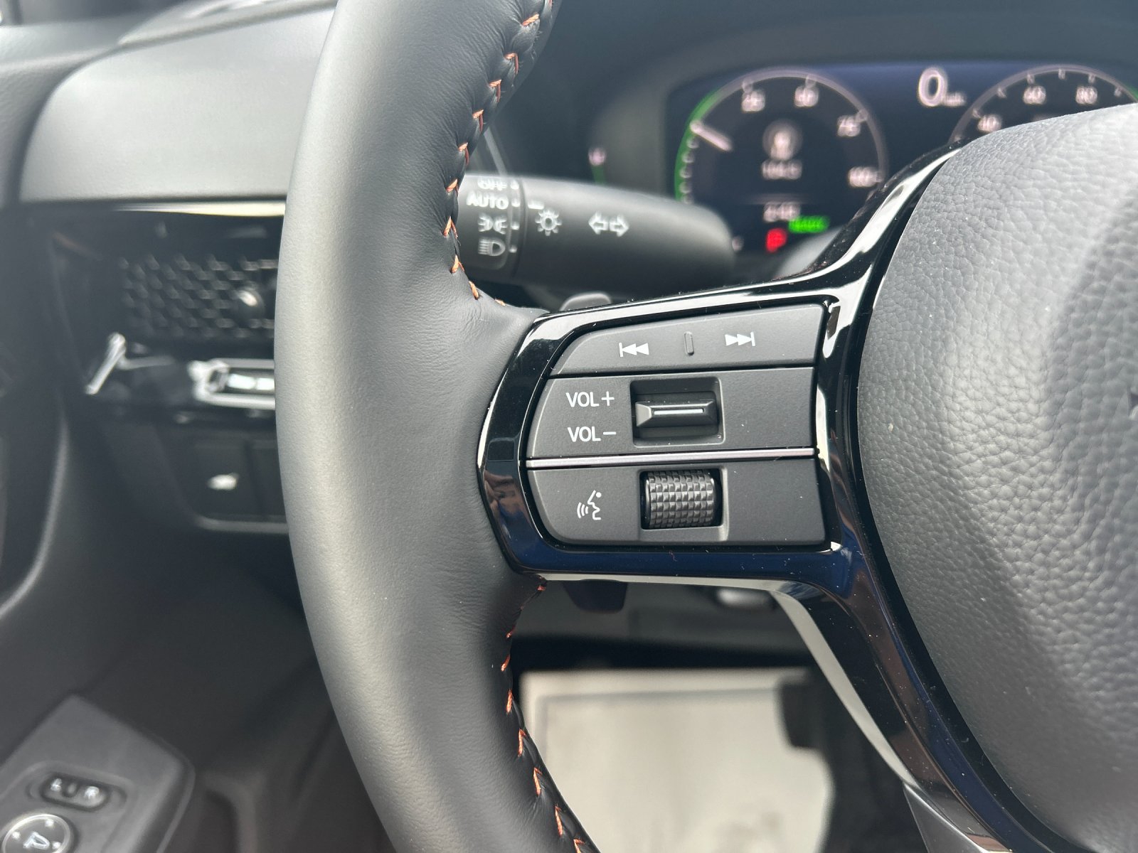 New 2026 Crystal Black Pearl Honda AWD Sport Touring Hybrid image 30