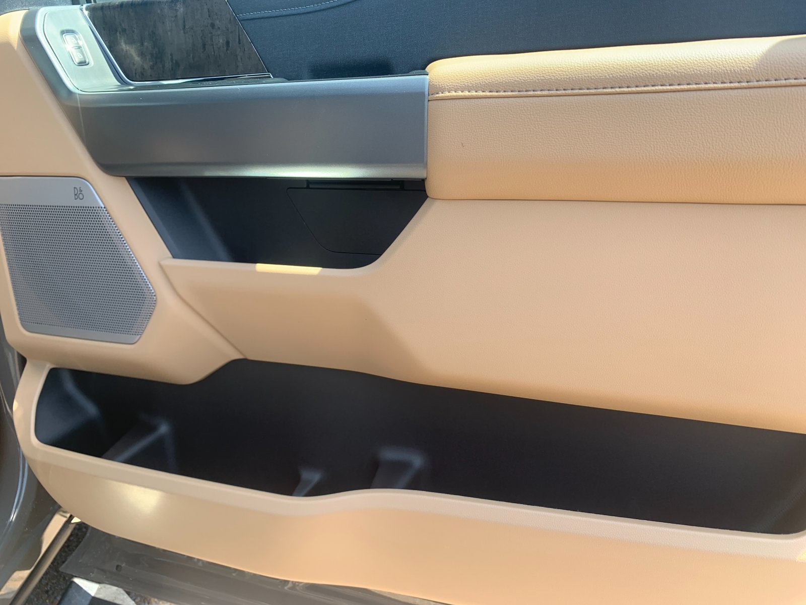 New 2026 Gray Ford Lariat image 18