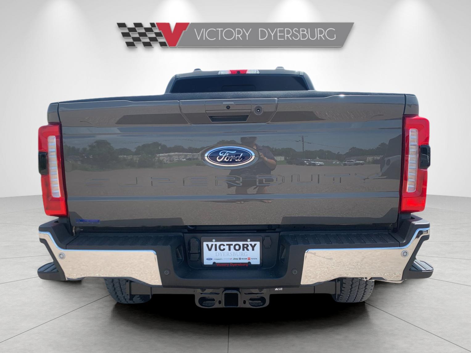 New 2026 Gray Ford Lariat image 5