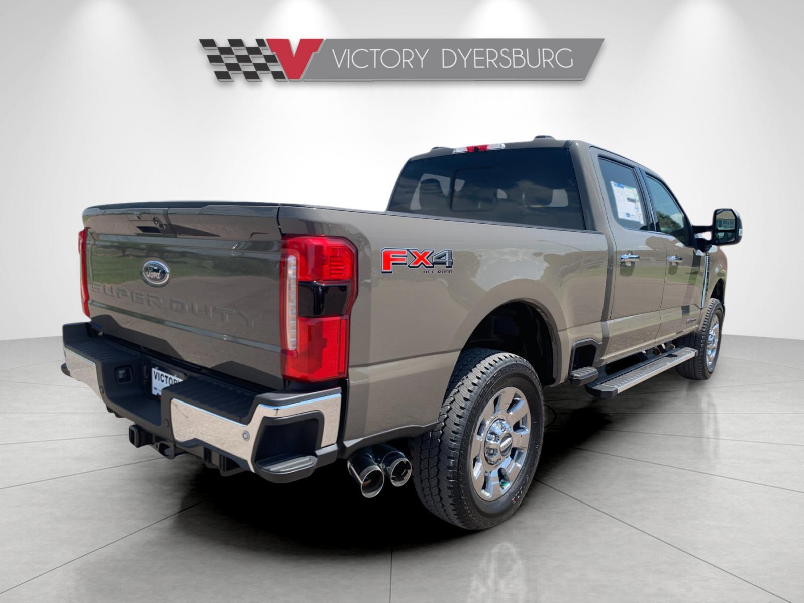 New 2026 Gray Ford Lariat image 4
