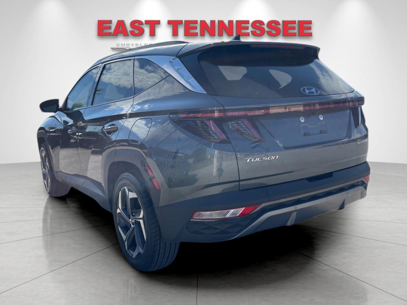 Used 2023 Gray Hyundai Limited image 5