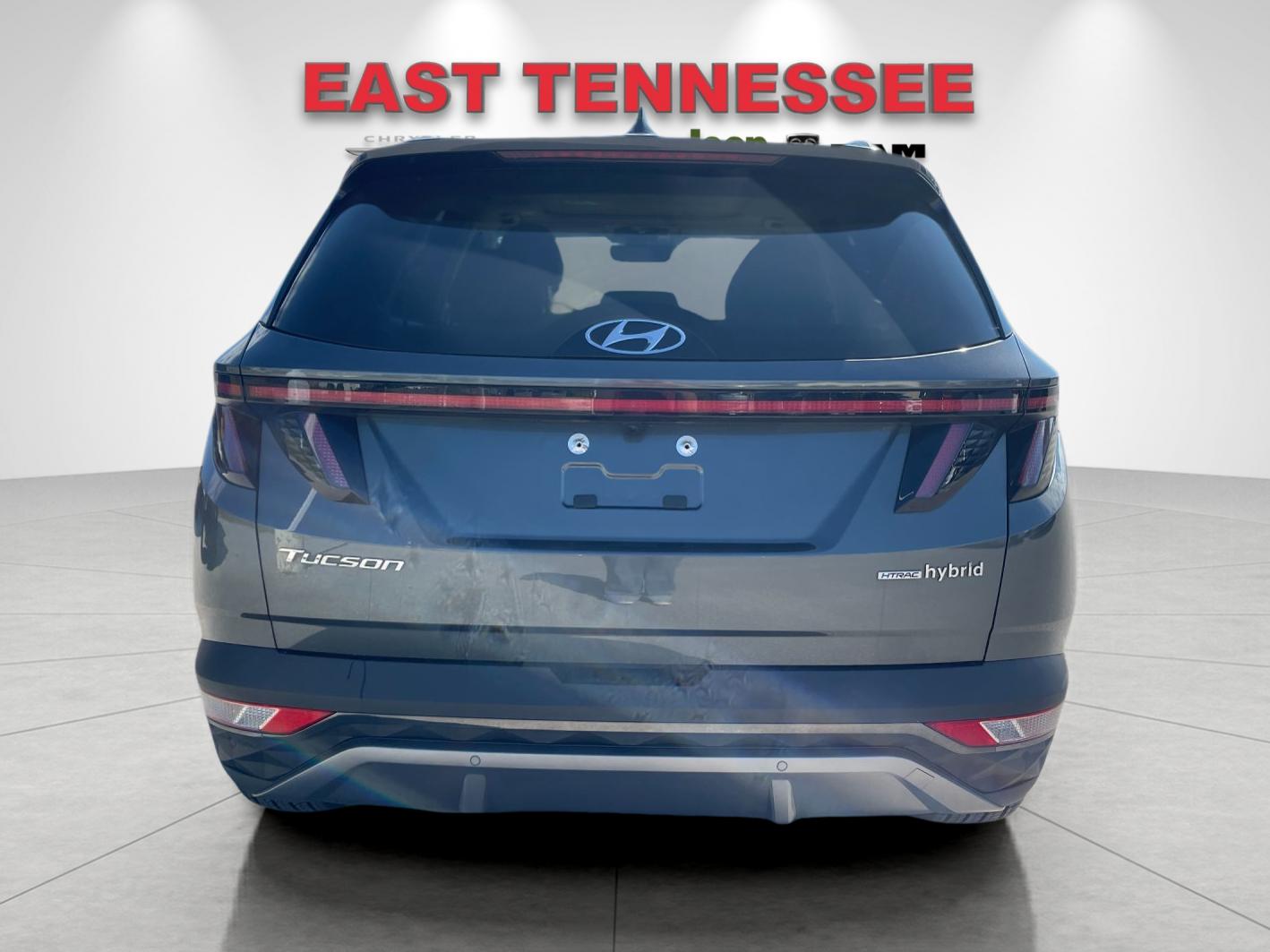 Used 2023 Gray Hyundai Limited image 4