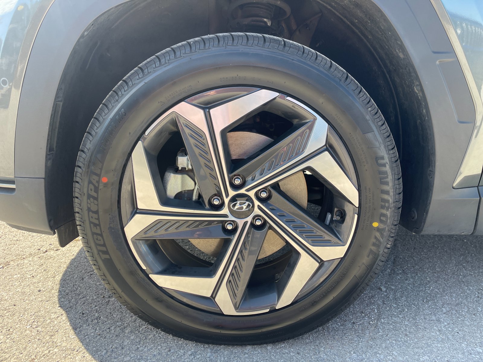 Used 2023 Gray Hyundai Limited image 34