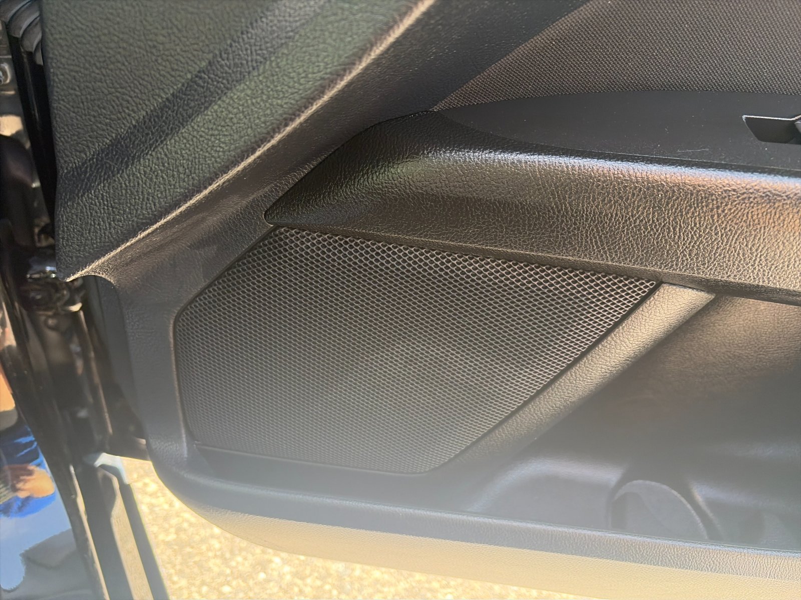 Used 2020 Black Metallic Ford SE image 21