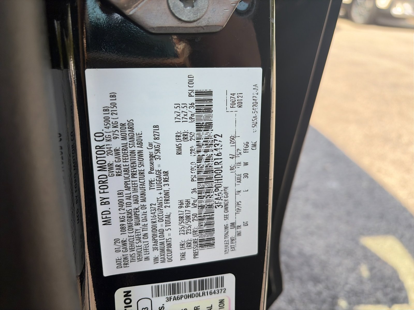 Used 2020 Black Metallic Ford SE image 33