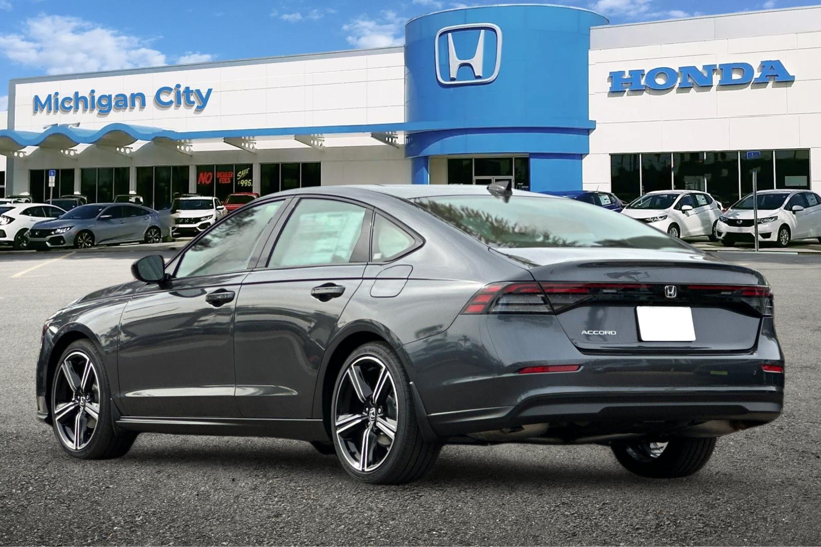 New 2026 Gray Honda SE image 3