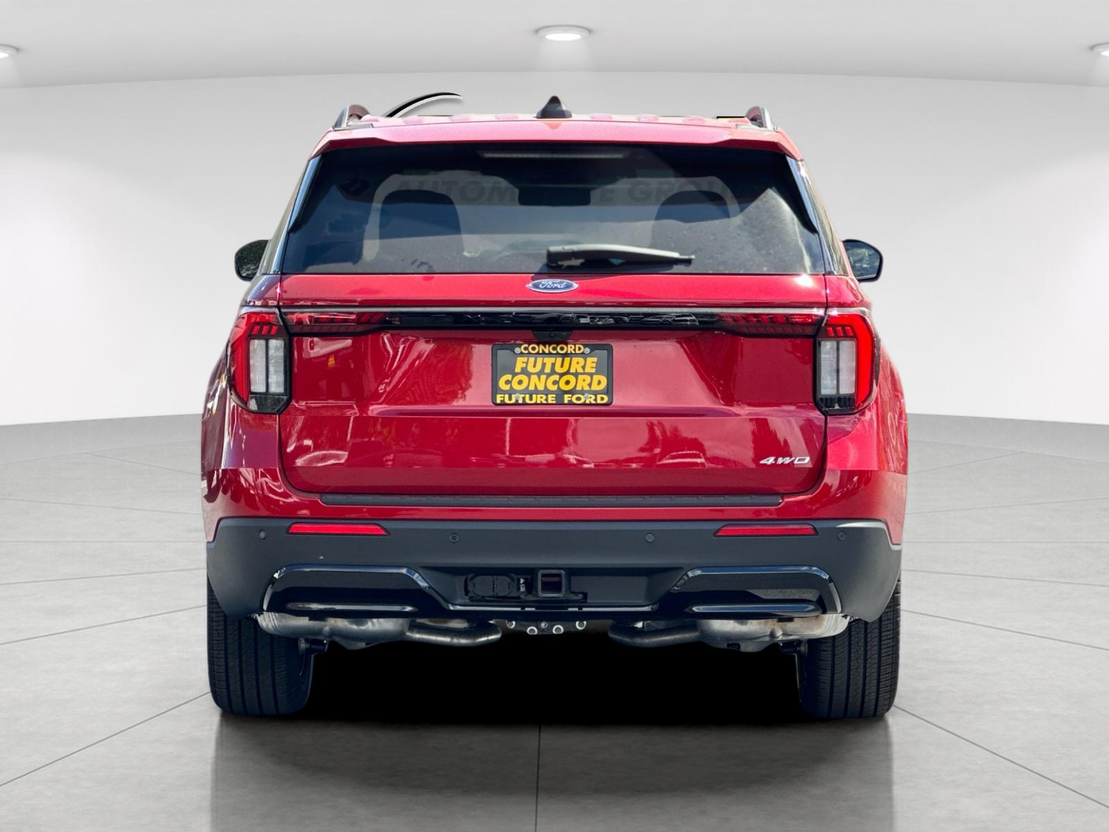 New 2026 Rapid Red Metallic Tinted Clearcoat Ford ST-Line image 4