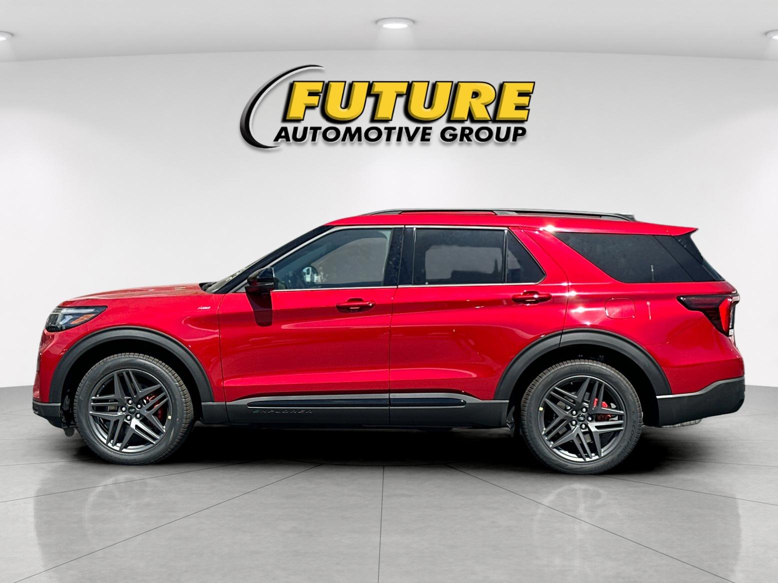 New 2026 Rapid Red Metallic Tinted Clearcoat Ford ST-Line image 6