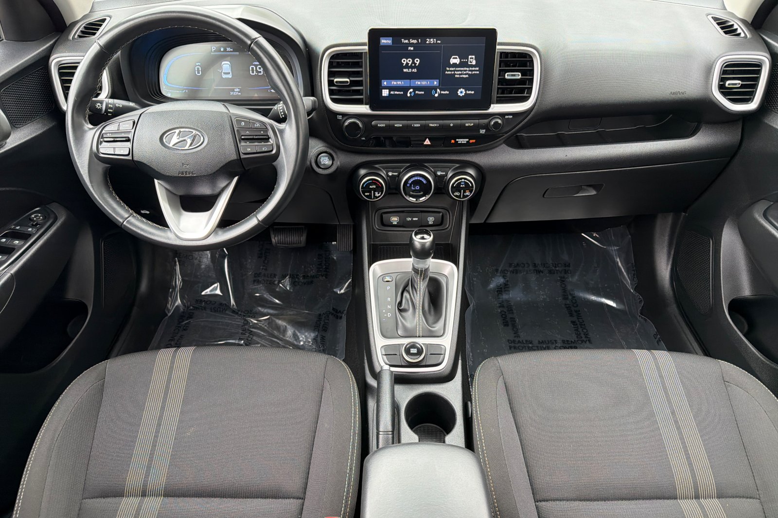 Used 2025 Silver Hyundai SEL image 13