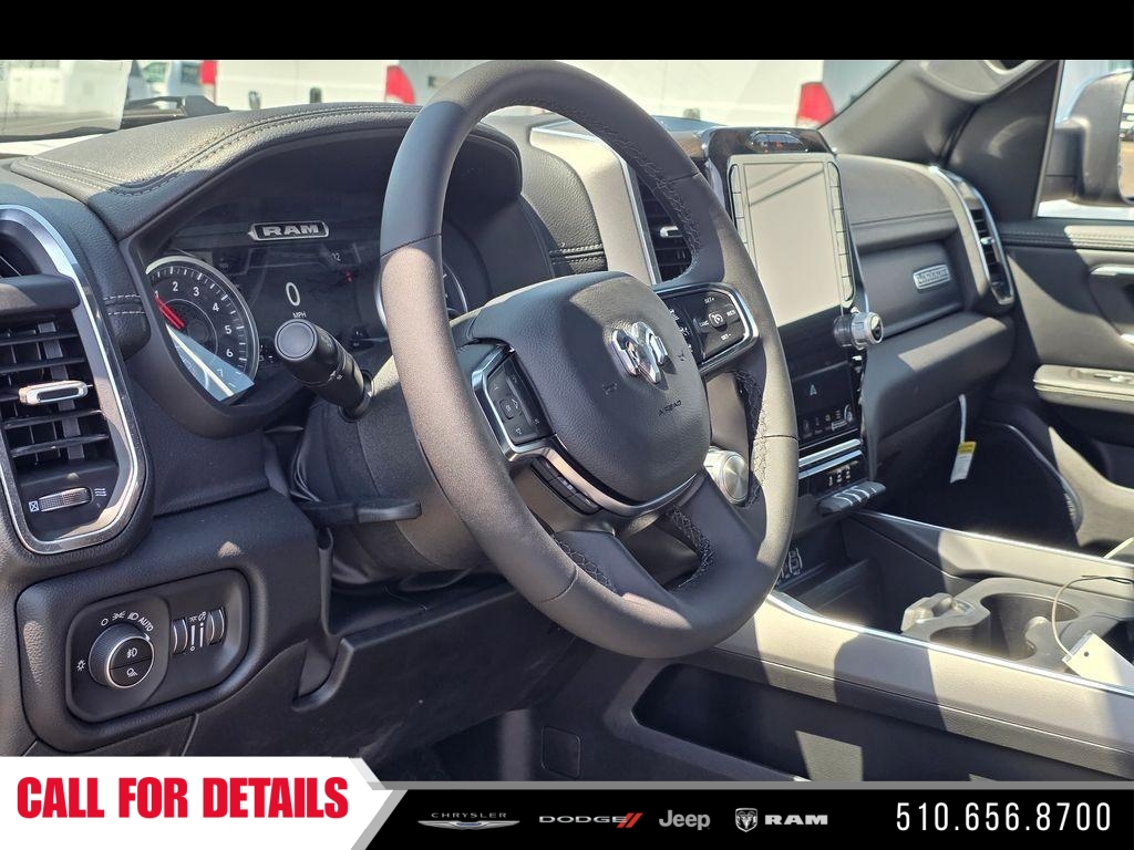 New 2026 Diamond Black Crystal Pearl-Coat Exterior Paint RAM Laramie image 11