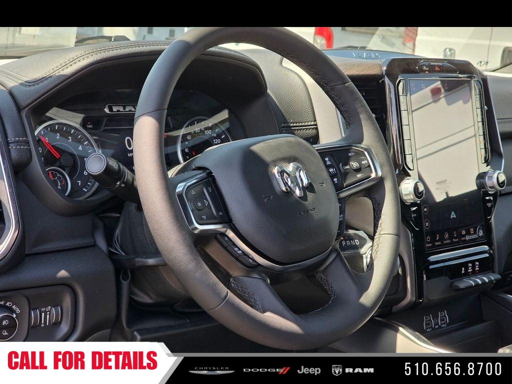 New 2026 Diamond Black Crystal Pearl-Coat Exterior Paint RAM Laramie image 12