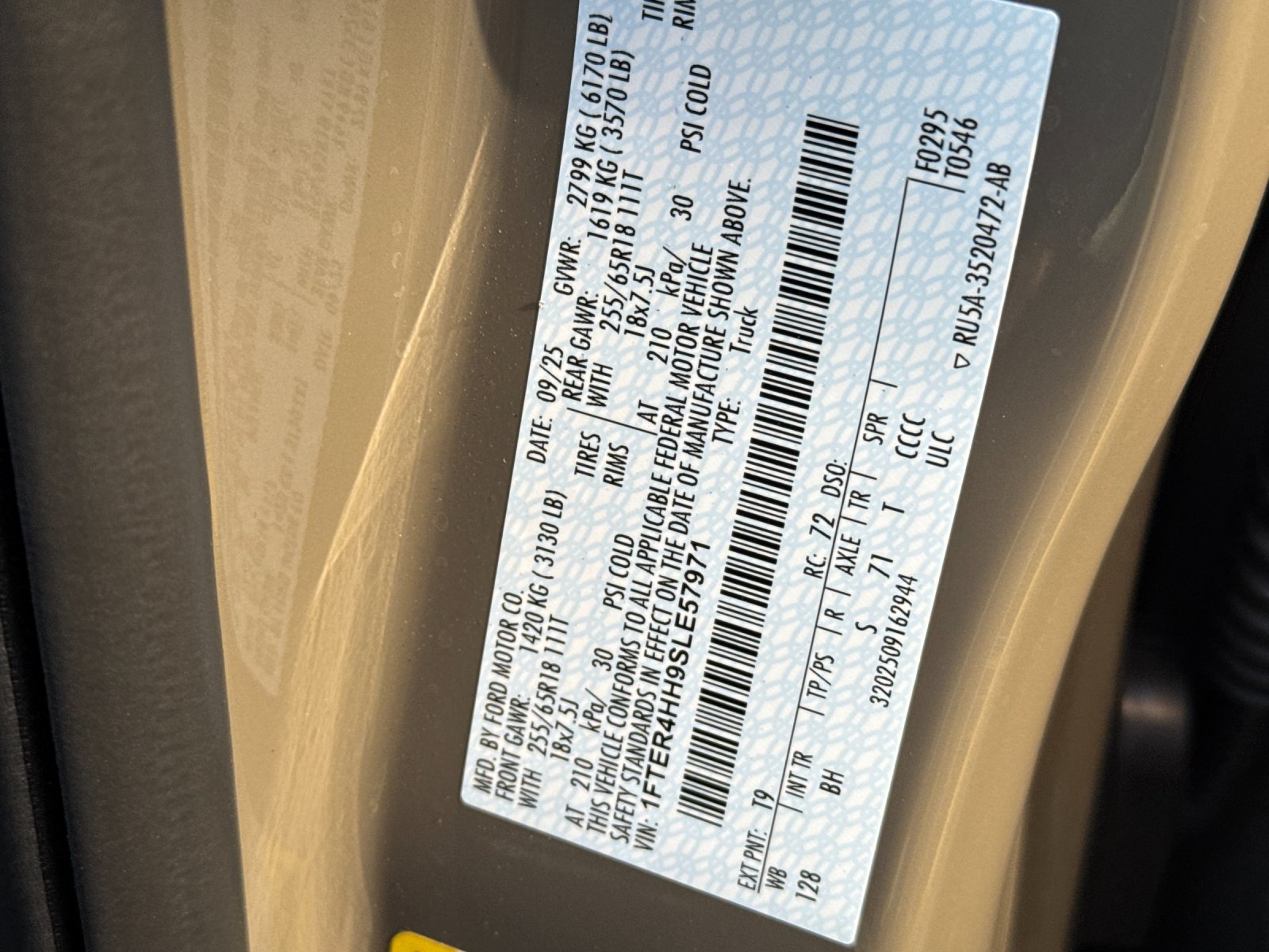 Used 2025 Gray Ford XLT image 27