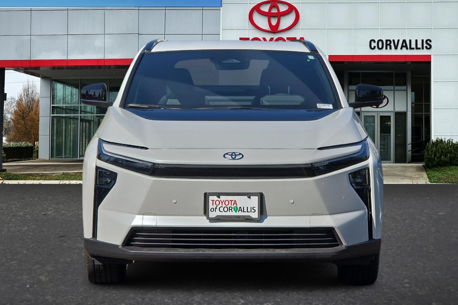 2026 Toyota bZ XLE - Photo 3
