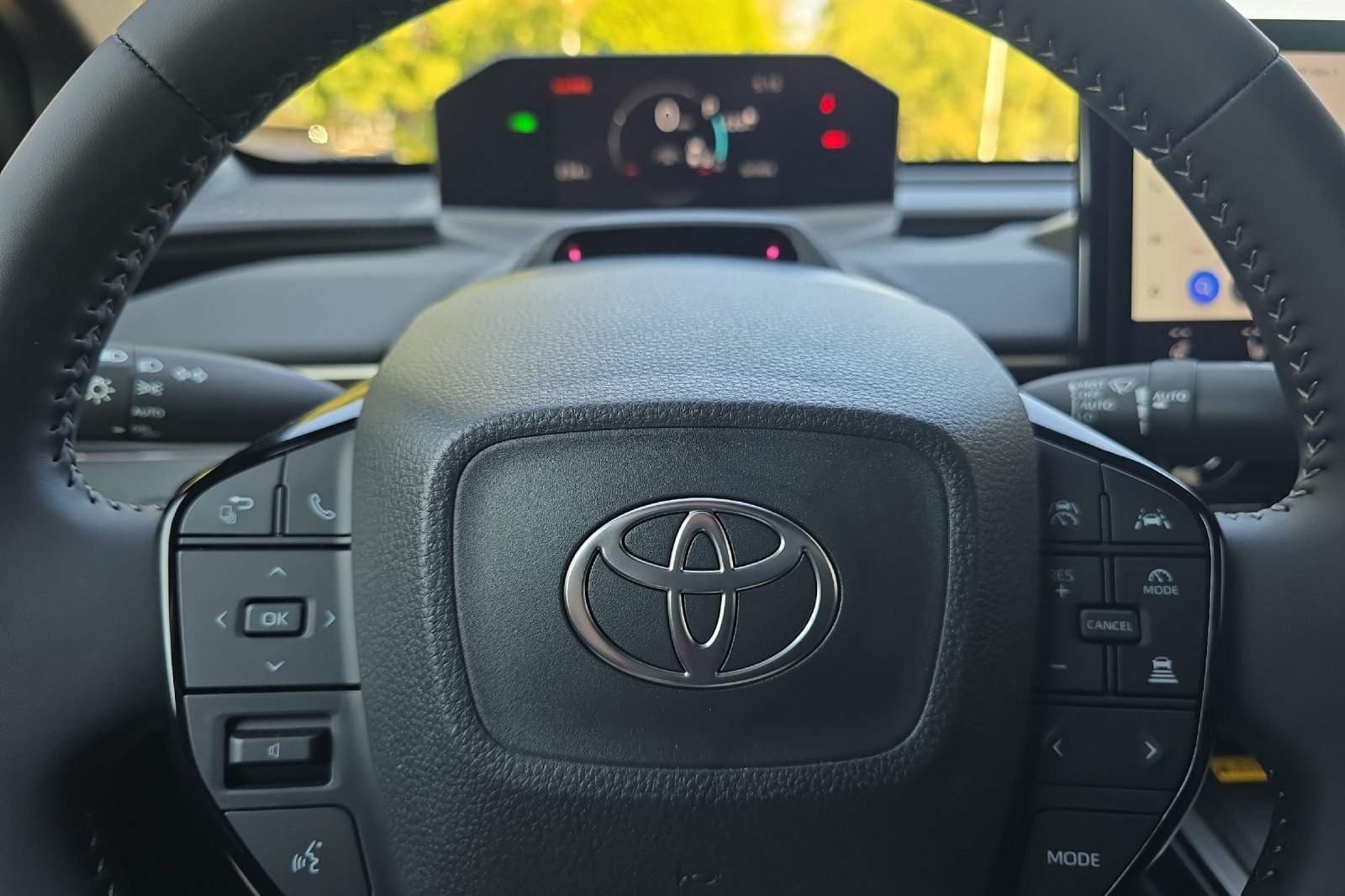 2026 Toyota bZ XLE - Photo 21