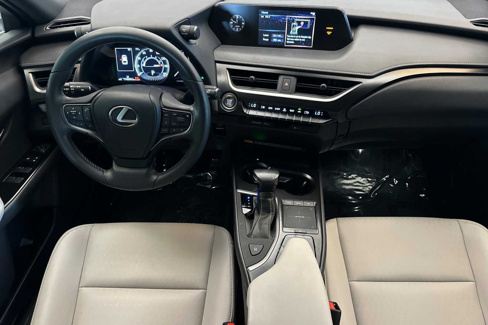 Used 2022 Gray Lexus 200 image 13