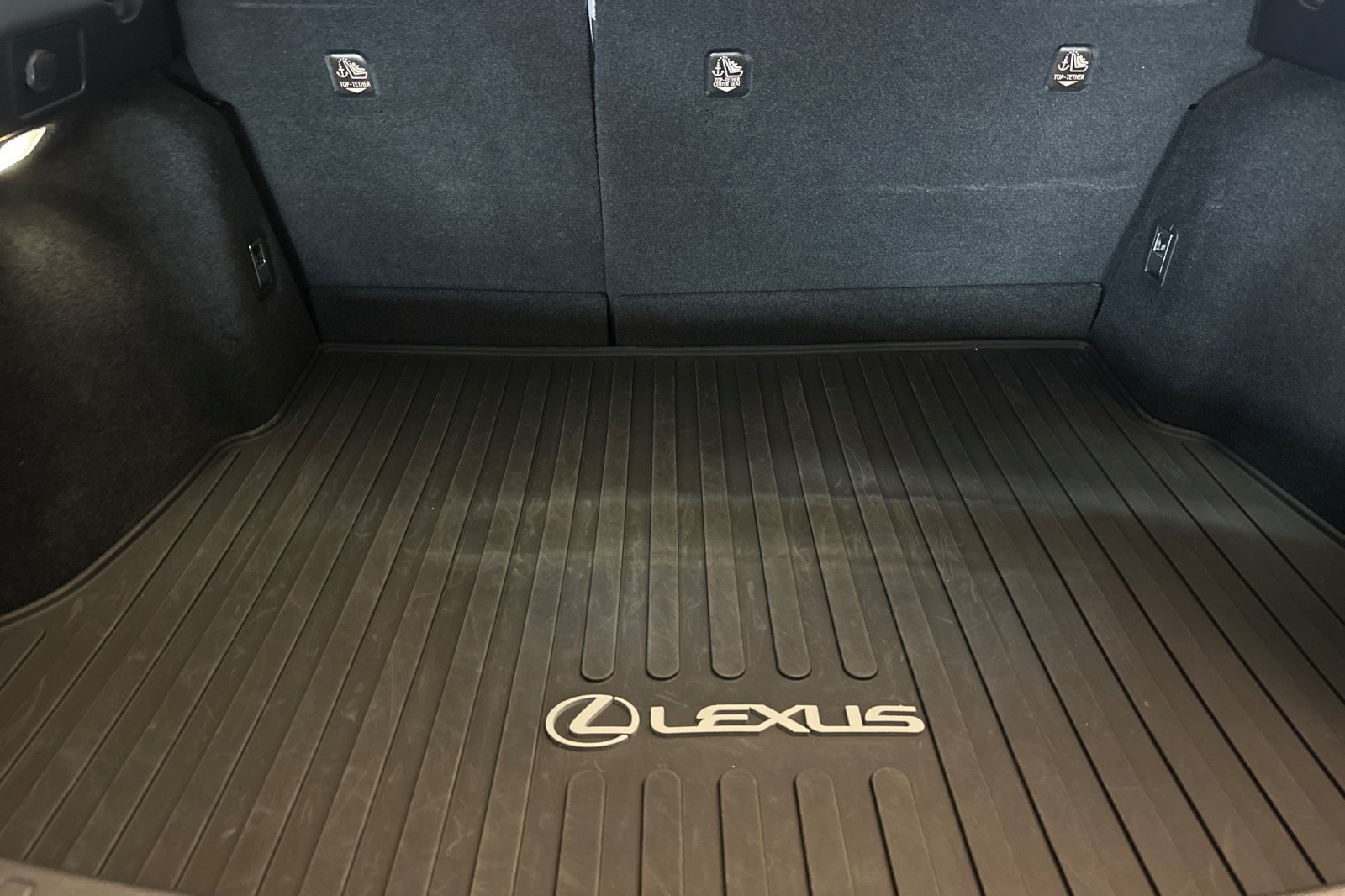 Used 2022 Gray Lexus 200 image 15