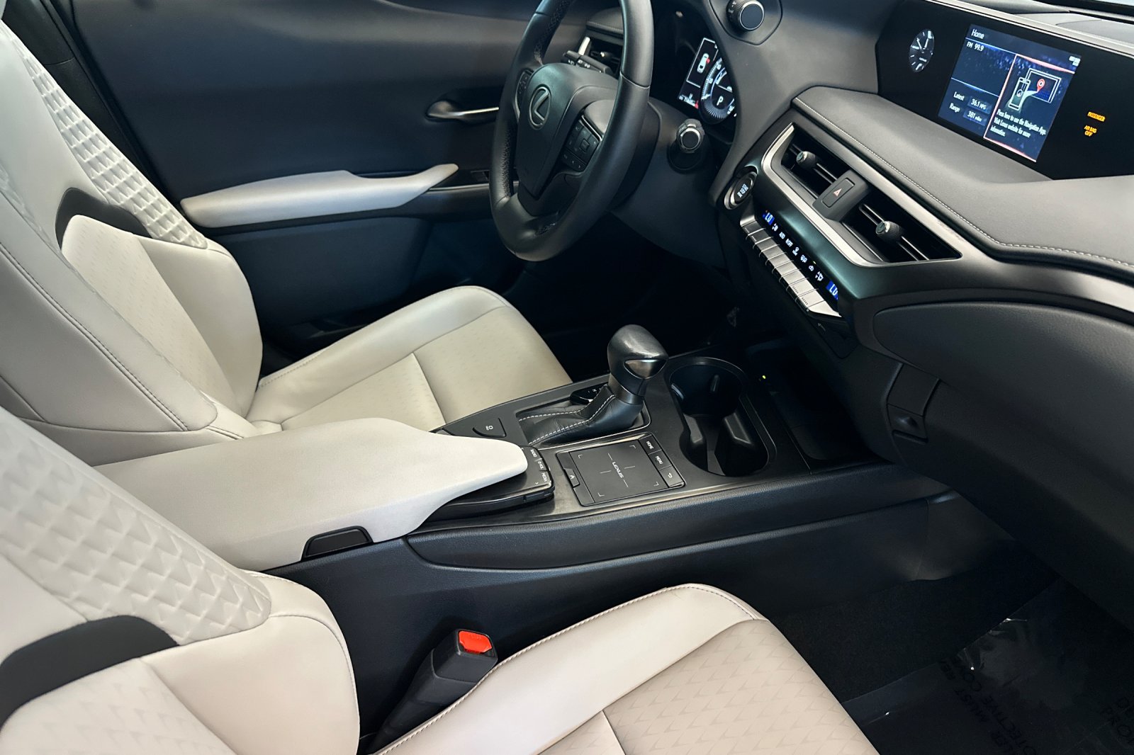 Used 2022 Gray Lexus 200 image 16