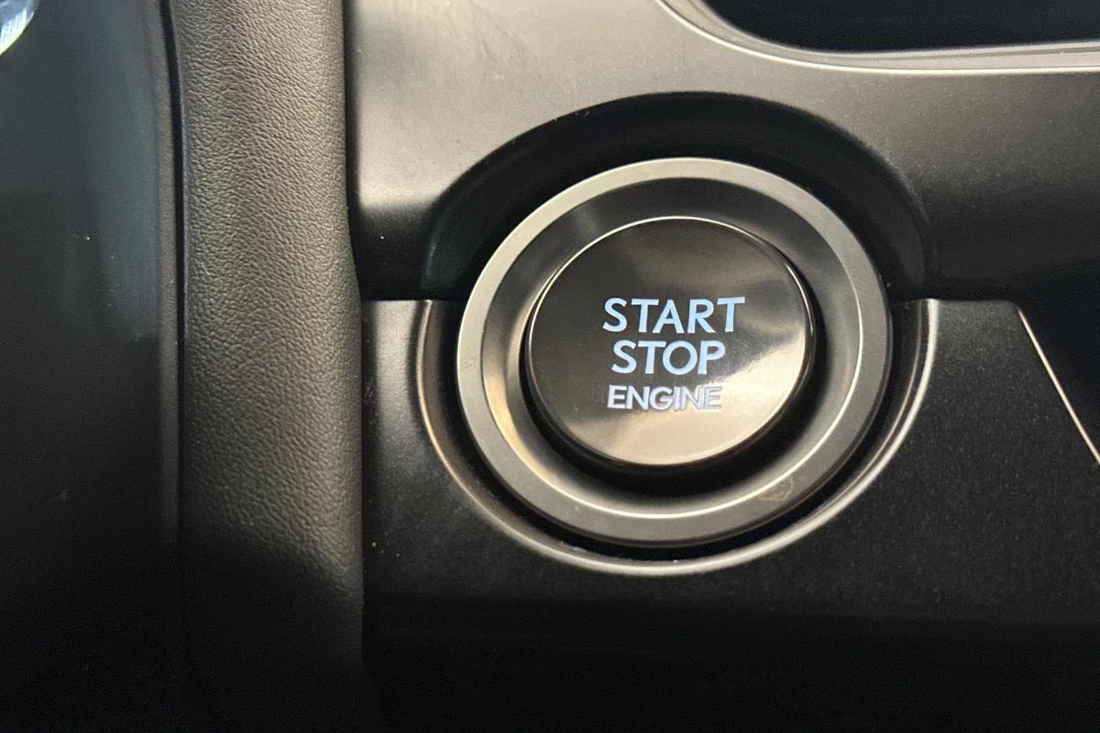 Used 2022 Gray Lexus 200 image 22