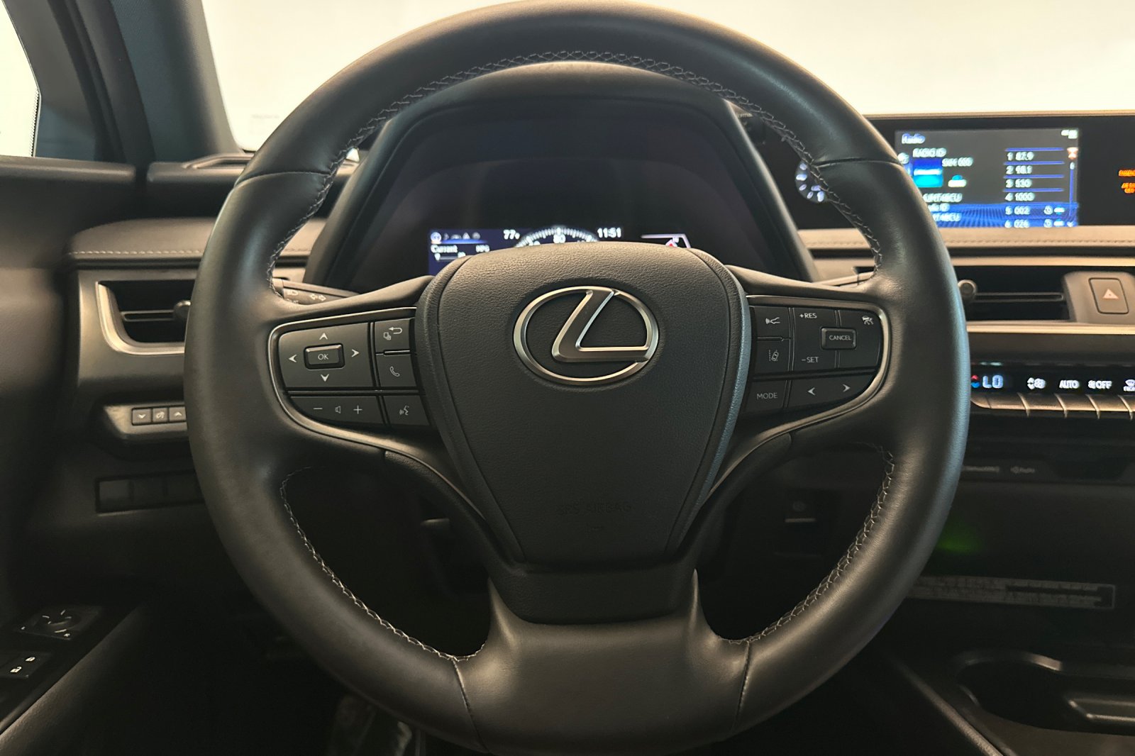 Used 2022 Gray Lexus 200 image 23
