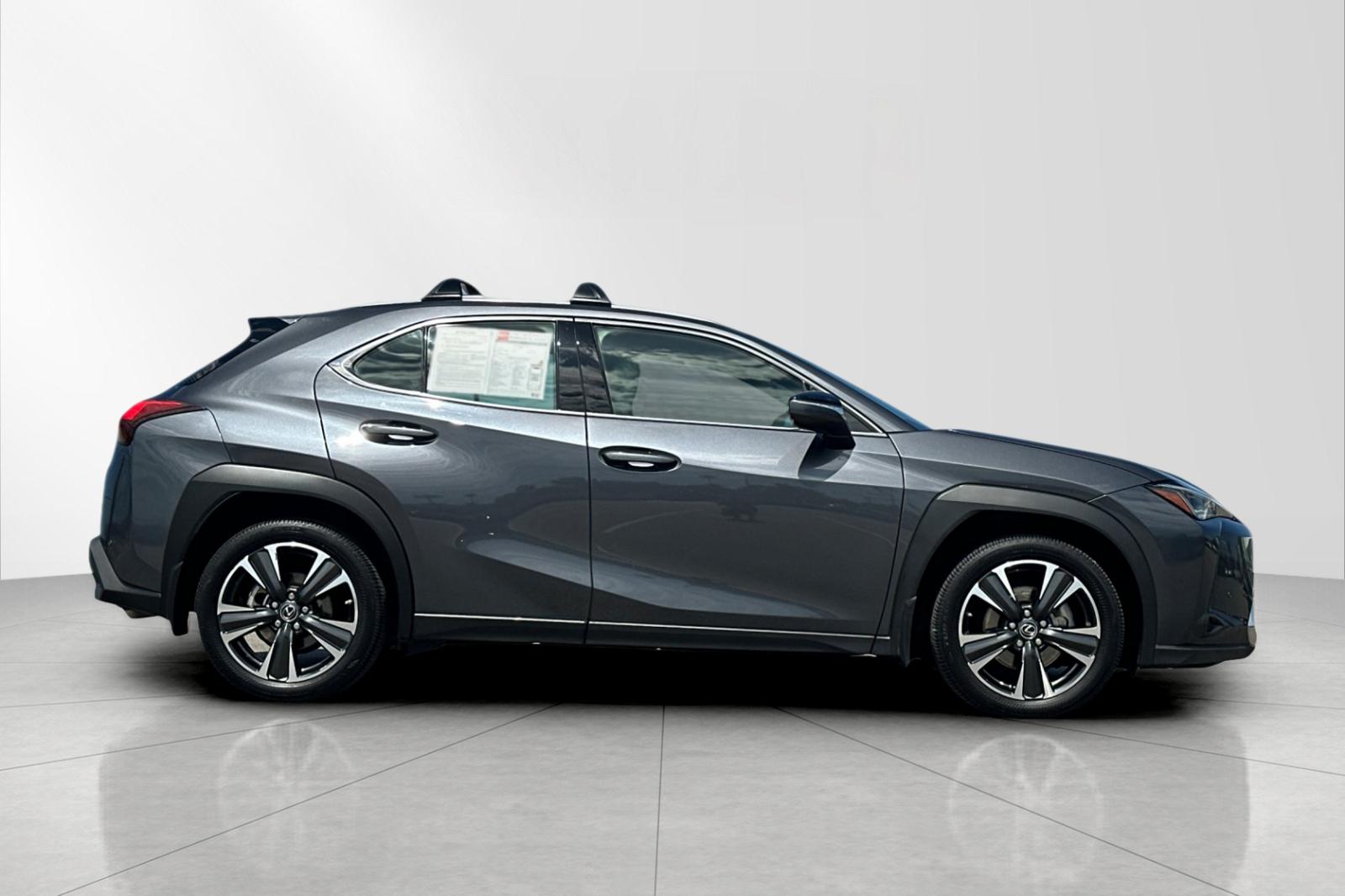 Used 2022 Gray Lexus 200 image 7