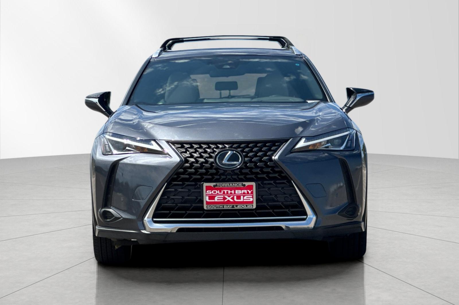 Used 2022 Gray Lexus 200 image 9